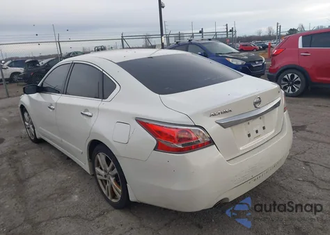 2015 Nissan Altima 2.5 S from USA, damaged, VIN 1N4AL3APXFC445898